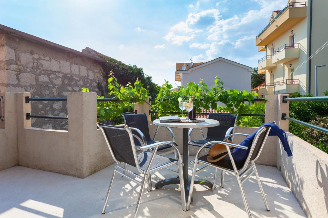 Sea And Lemon Tree Apartment Drasnice Εξωτερικό φωτογραφία